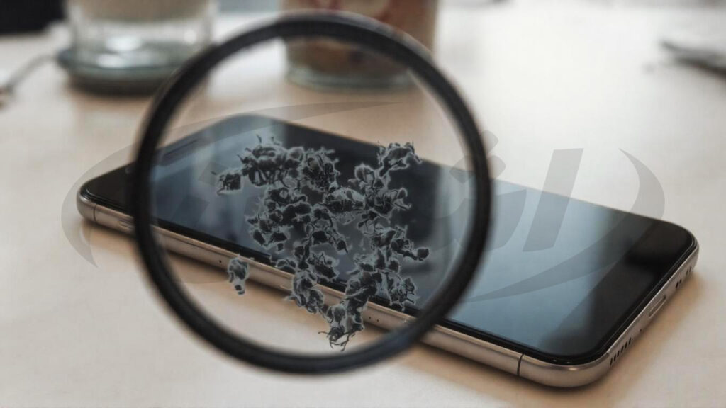 چگونه وسایل الکترونیکی را به‌درستی ضدعفونی کنیم؟ راهنمای کامل پاک‌سازی میکروب‌ها از موبایل، لپ‌تاپ و تجهیزات دیجیتال | اشمان